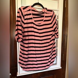 Apt 9 Women’s XL Elbow Length Shirt pink and Black Striped